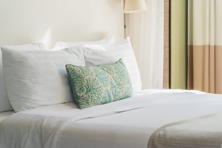 Professional bedcover and pillow cleaning service